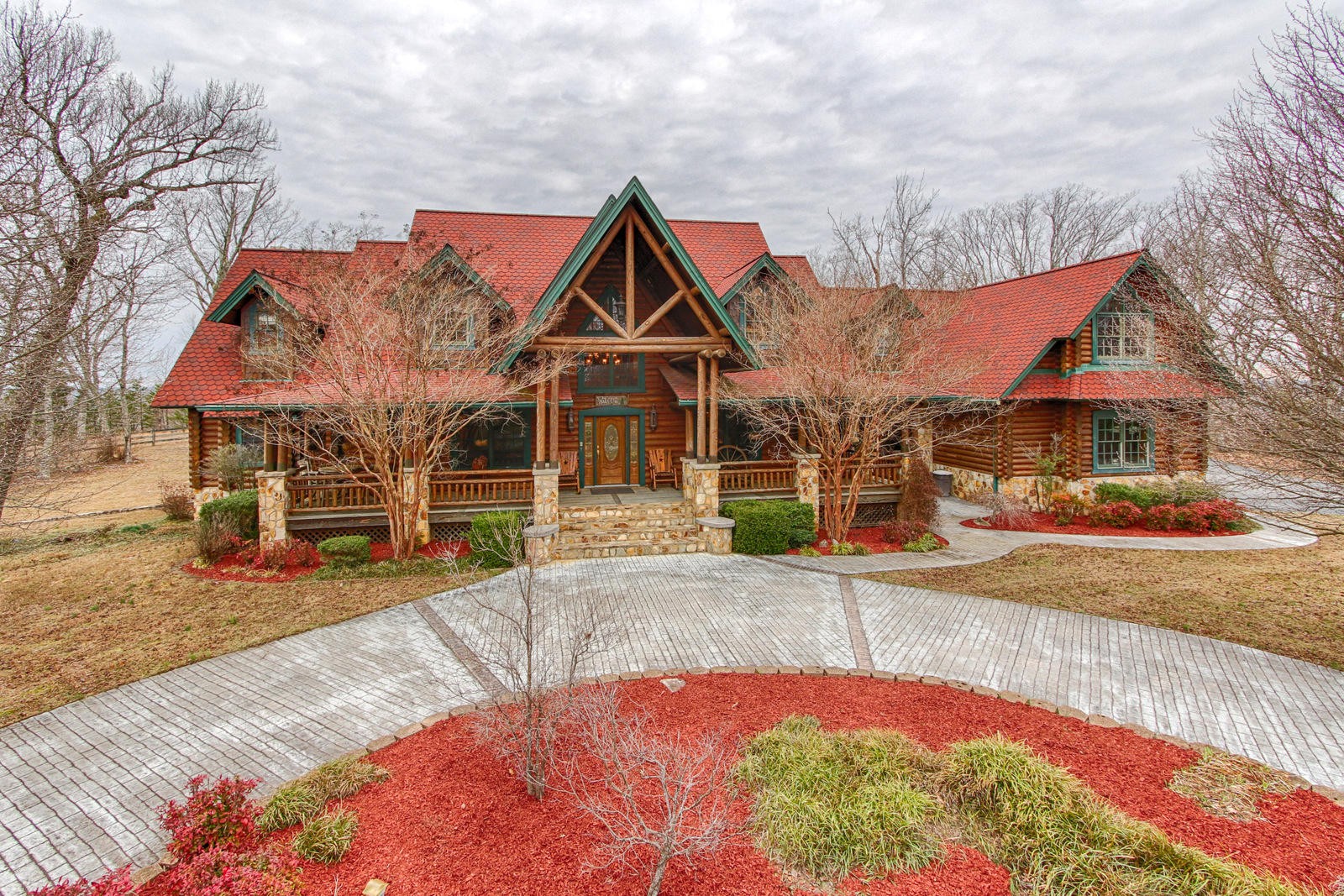 Photo 1 of 40 — 1240 Grape Rough Rd, Oneida, TN 37841
