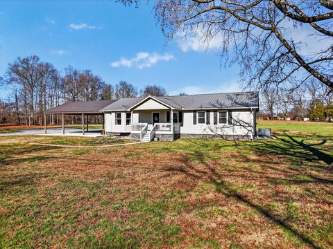 16 Clayton Acres Rd Fayetteville TN 37334