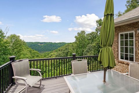 120 Sunset Pt Sparta TN 38583