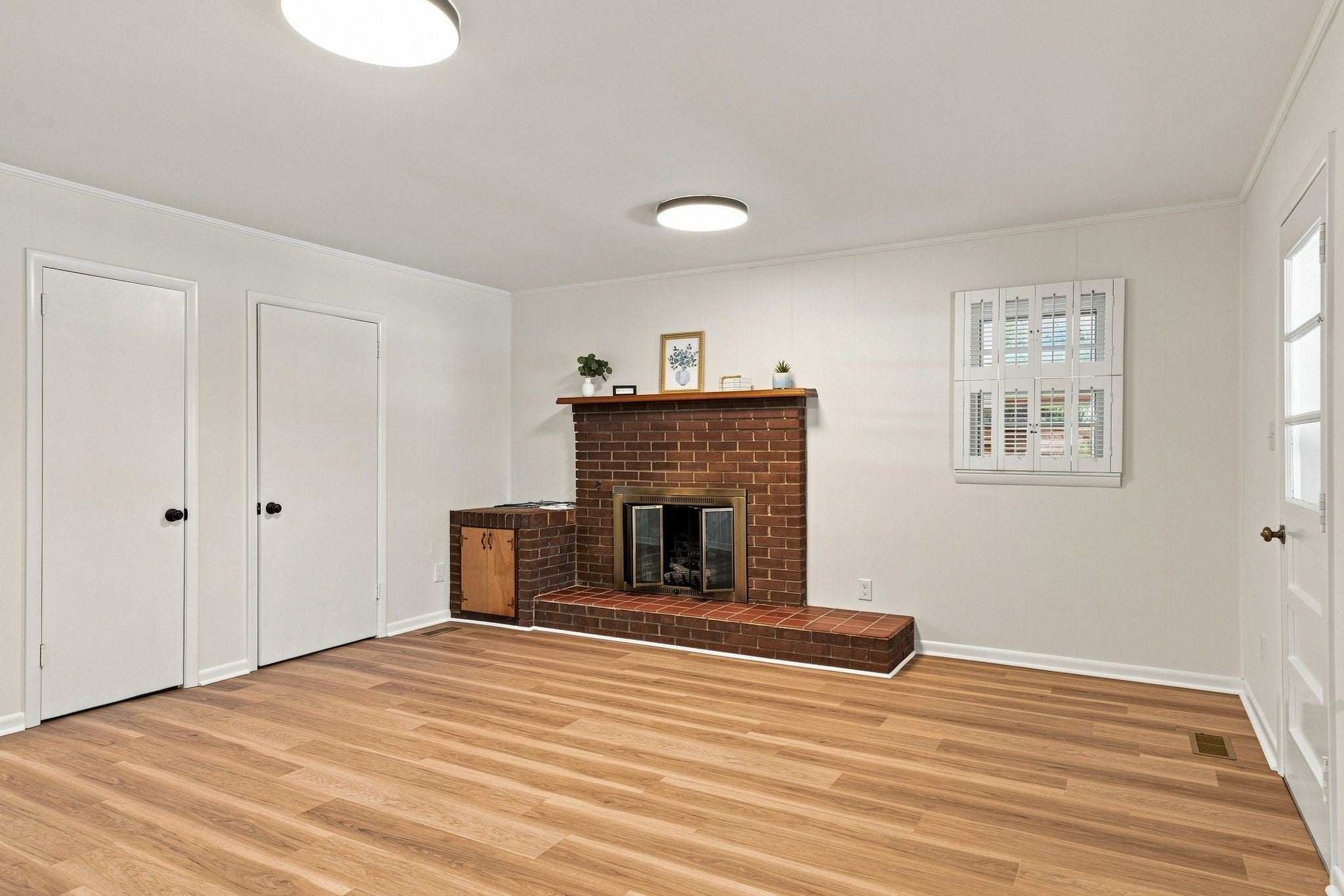 207 Sunset Dr