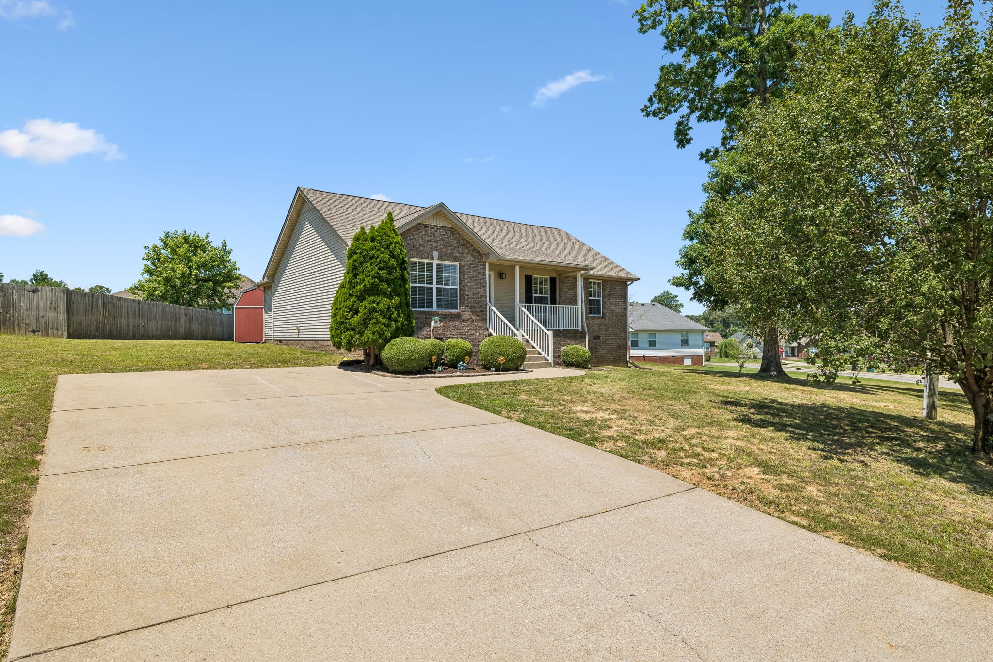 518 Polo Ln