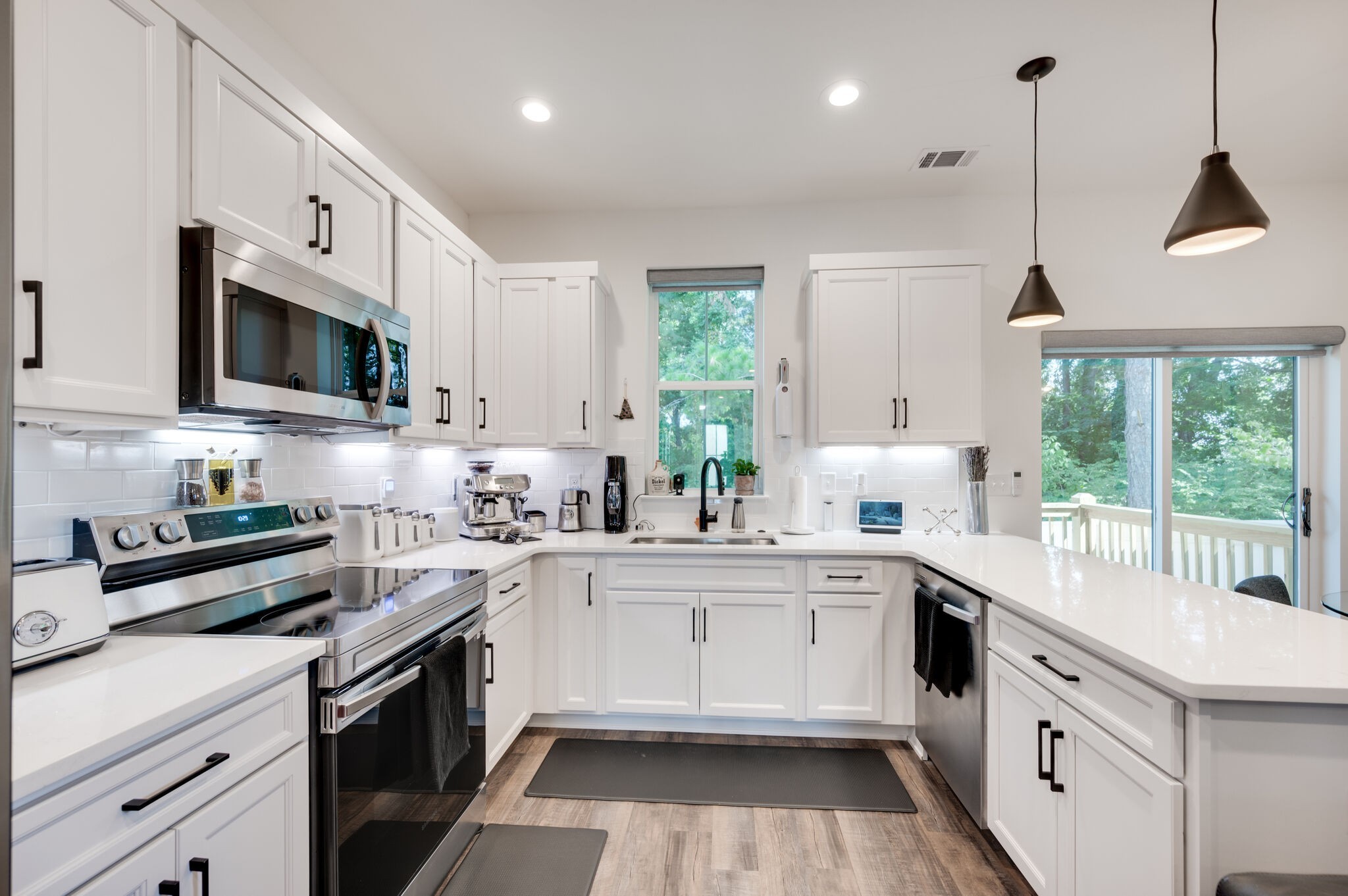 Hermitage, Tennessee 37076, United States, 3 Bedrooms Bedrooms, ,3 BathroomsBathrooms,Residential,Active,13284