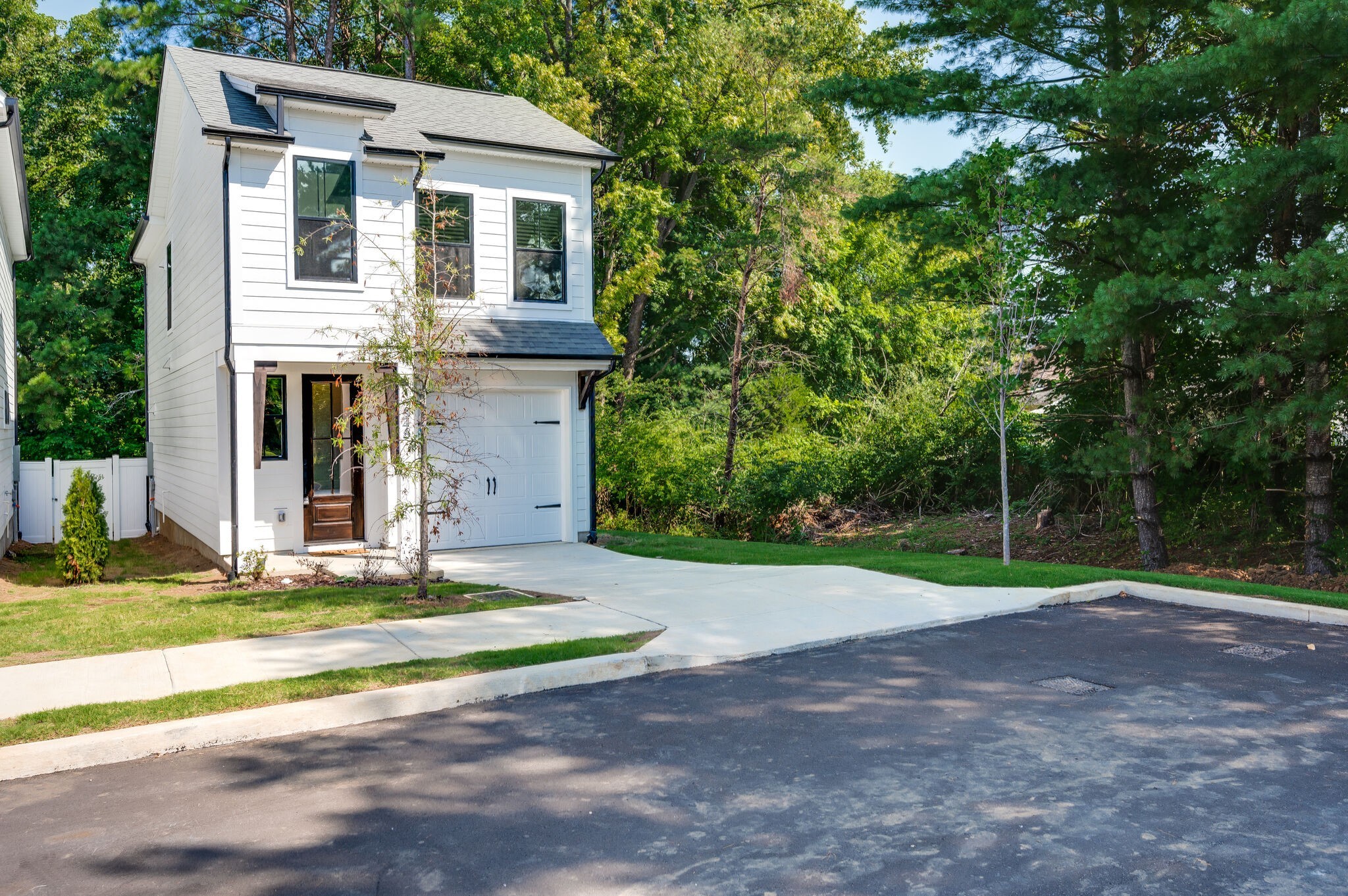 Hermitage, Tennessee 37076, United States, 3 Bedrooms Bedrooms, ,3 BathroomsBathrooms,Residential,Active,13284