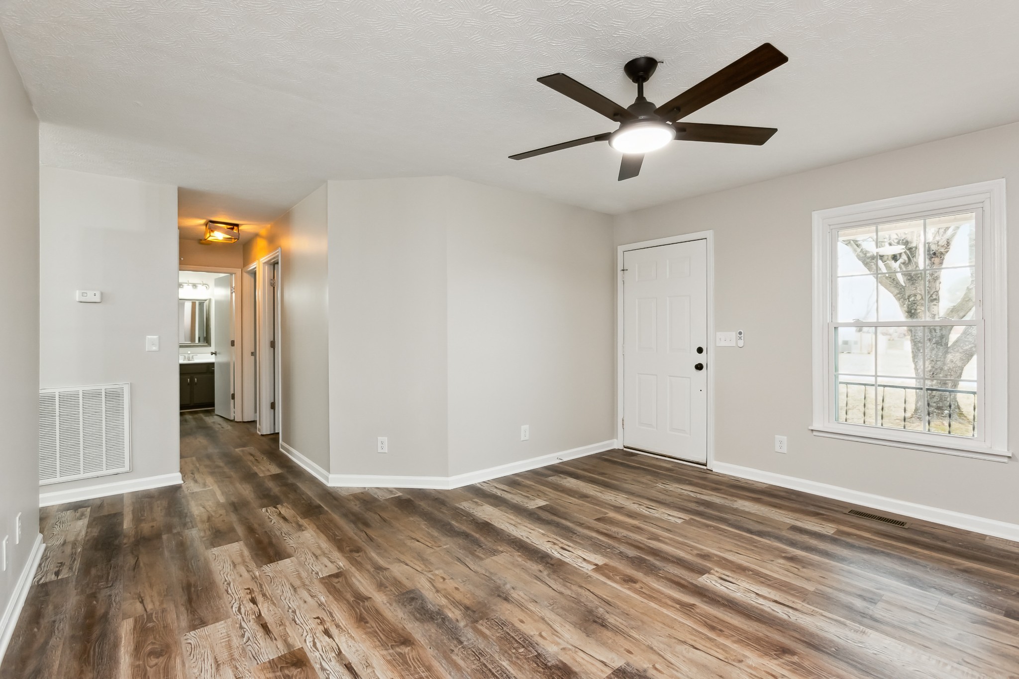 2640 Queen Anne Ct