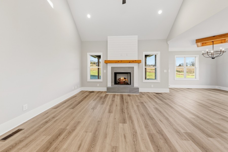 1645 Sulphur College Rd