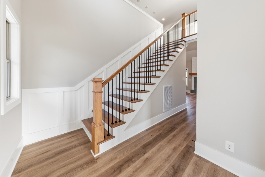 1645 Sulphur College Rd