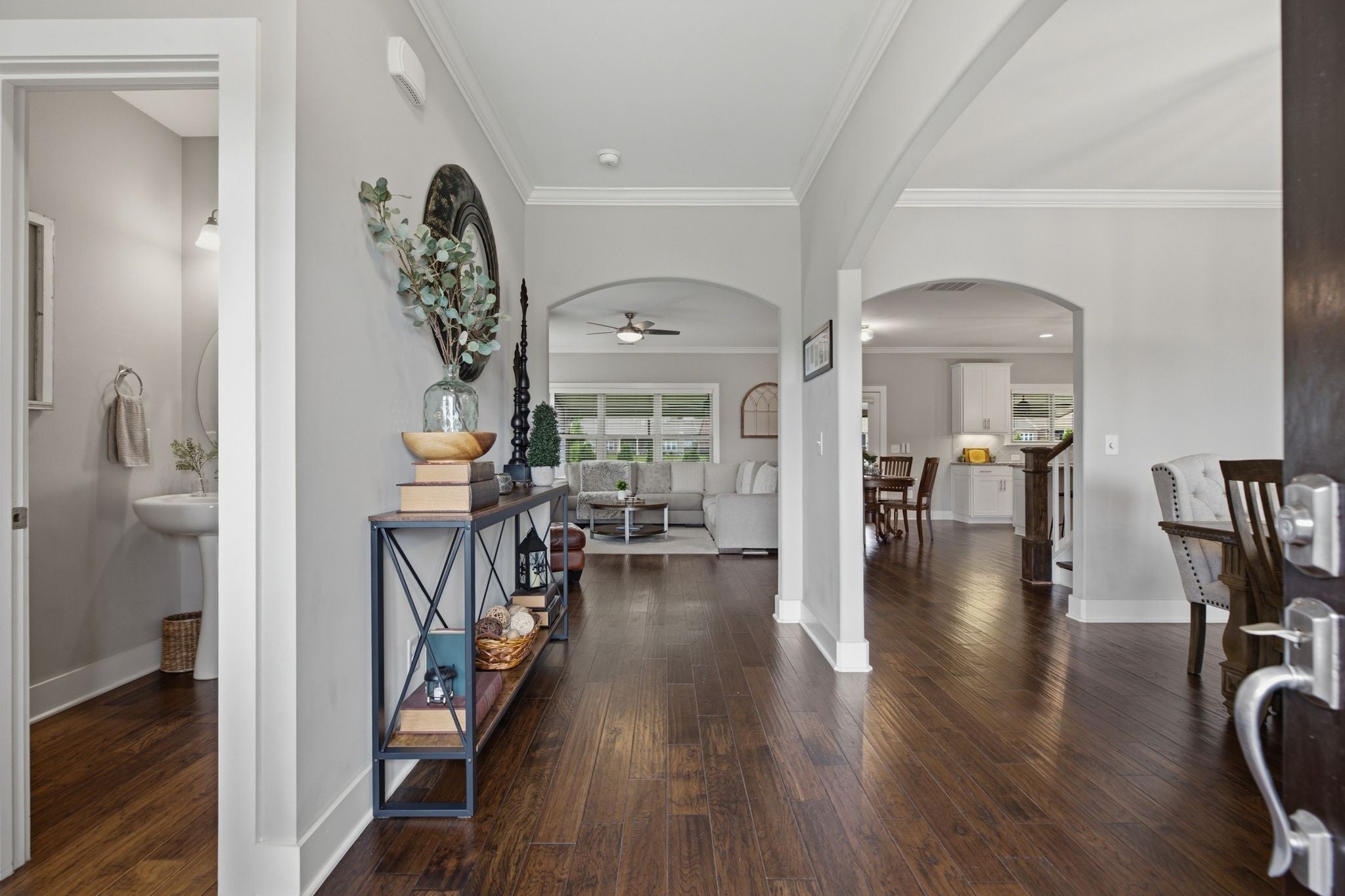 1637 Summit Rdg
