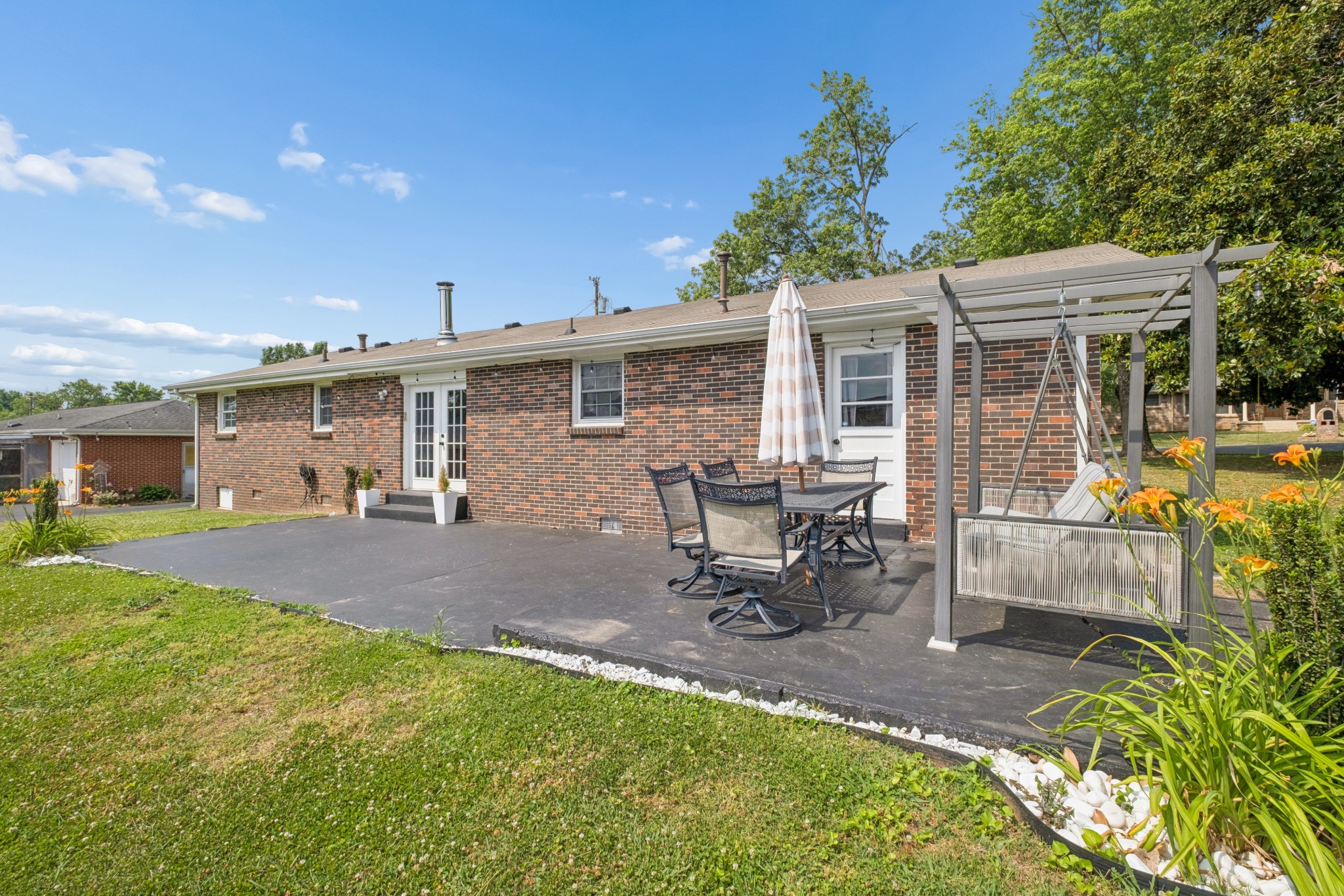 205 Martha St