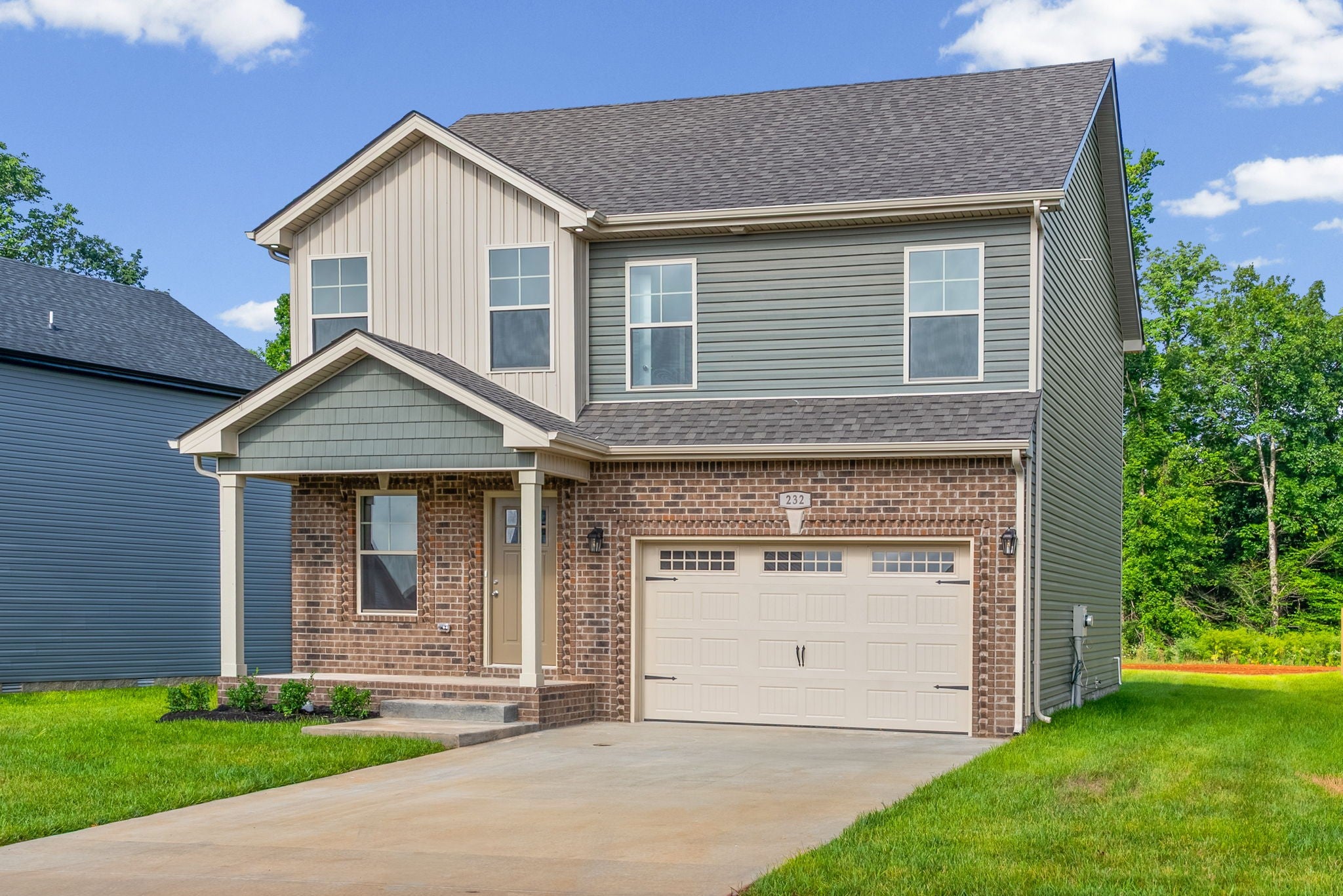 330 Cardinal Creek