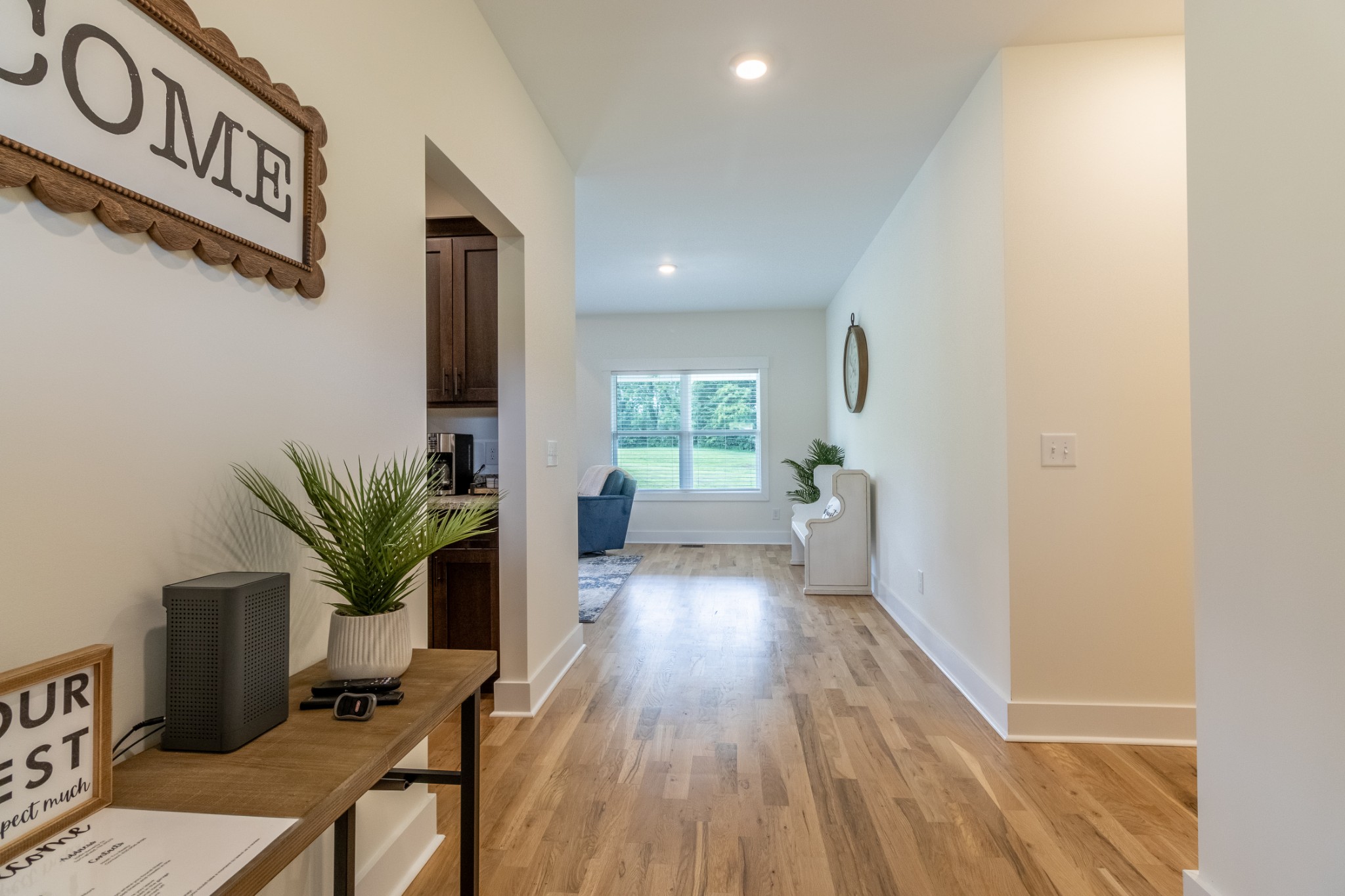 2094 Beverly Ct