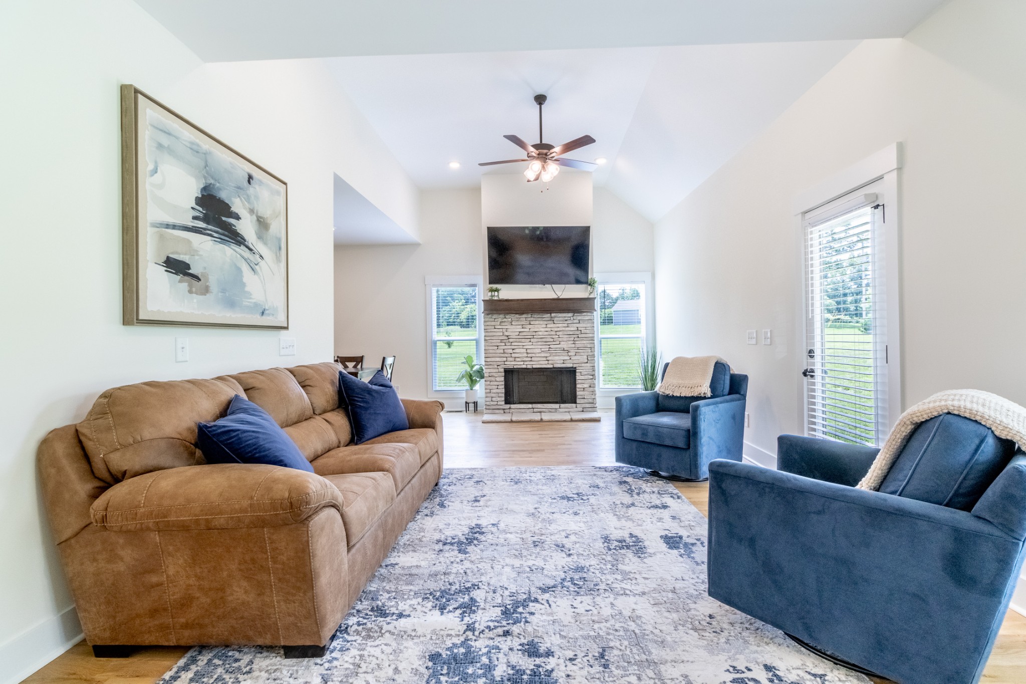 2094 Beverly Ct