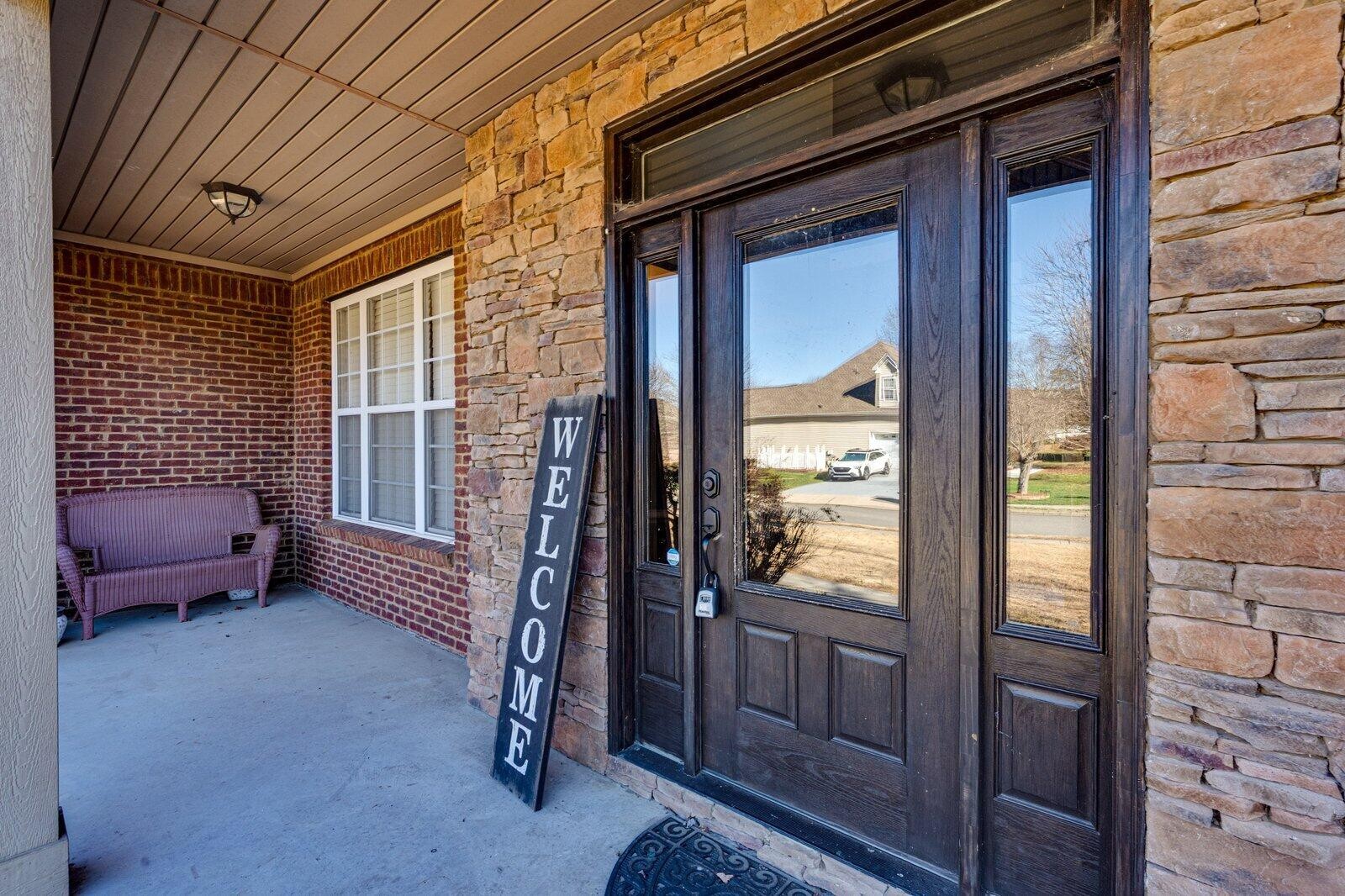 108 Doe Meadow Lane NW