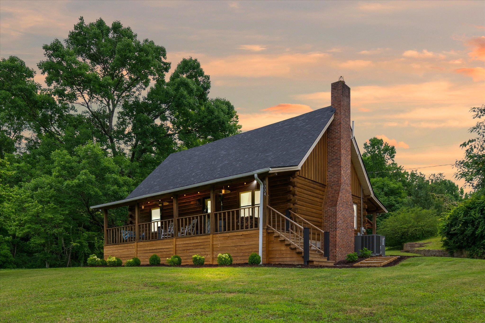 8004 Charlotte Pike