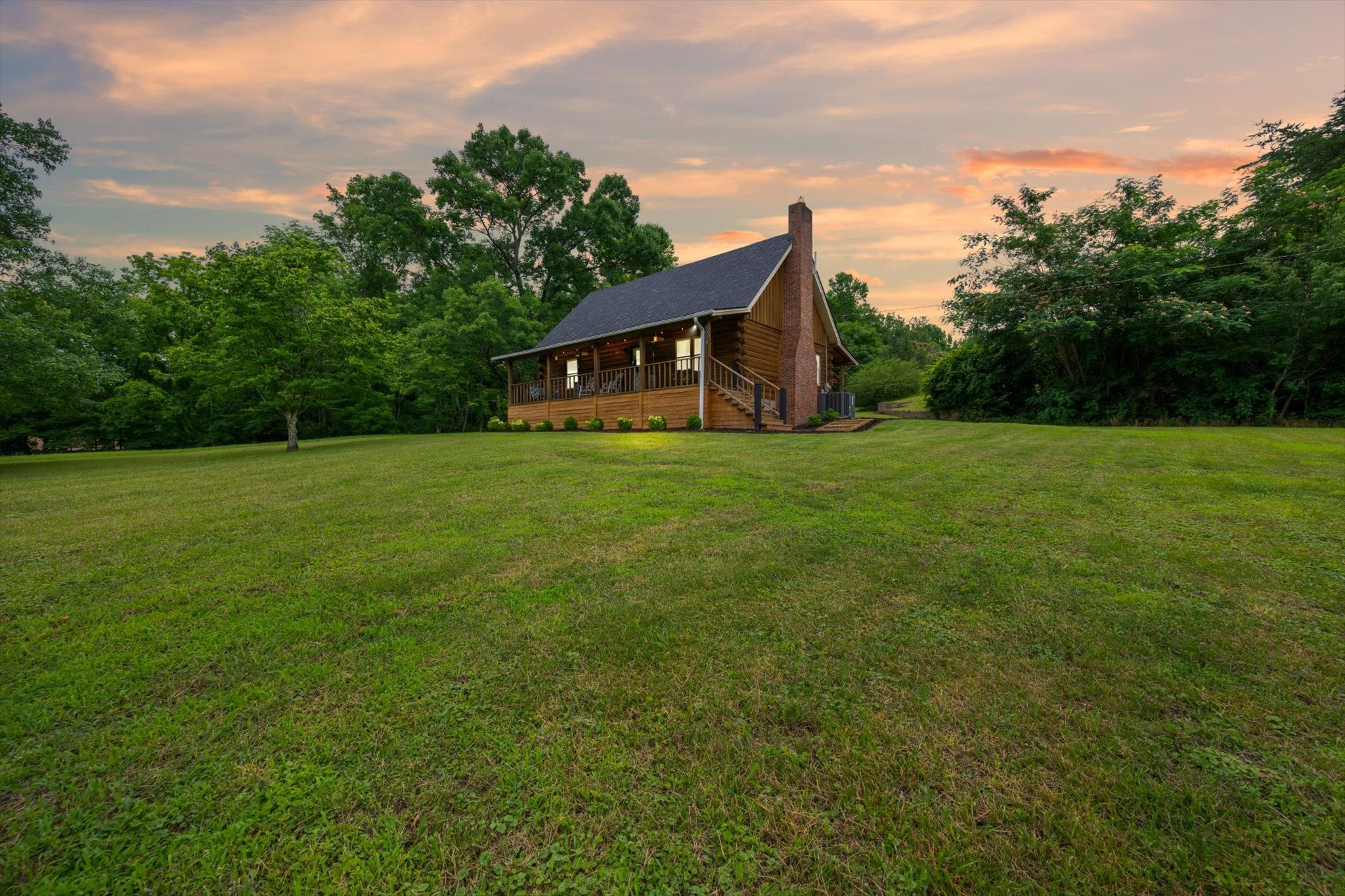 8004 Charlotte Pike