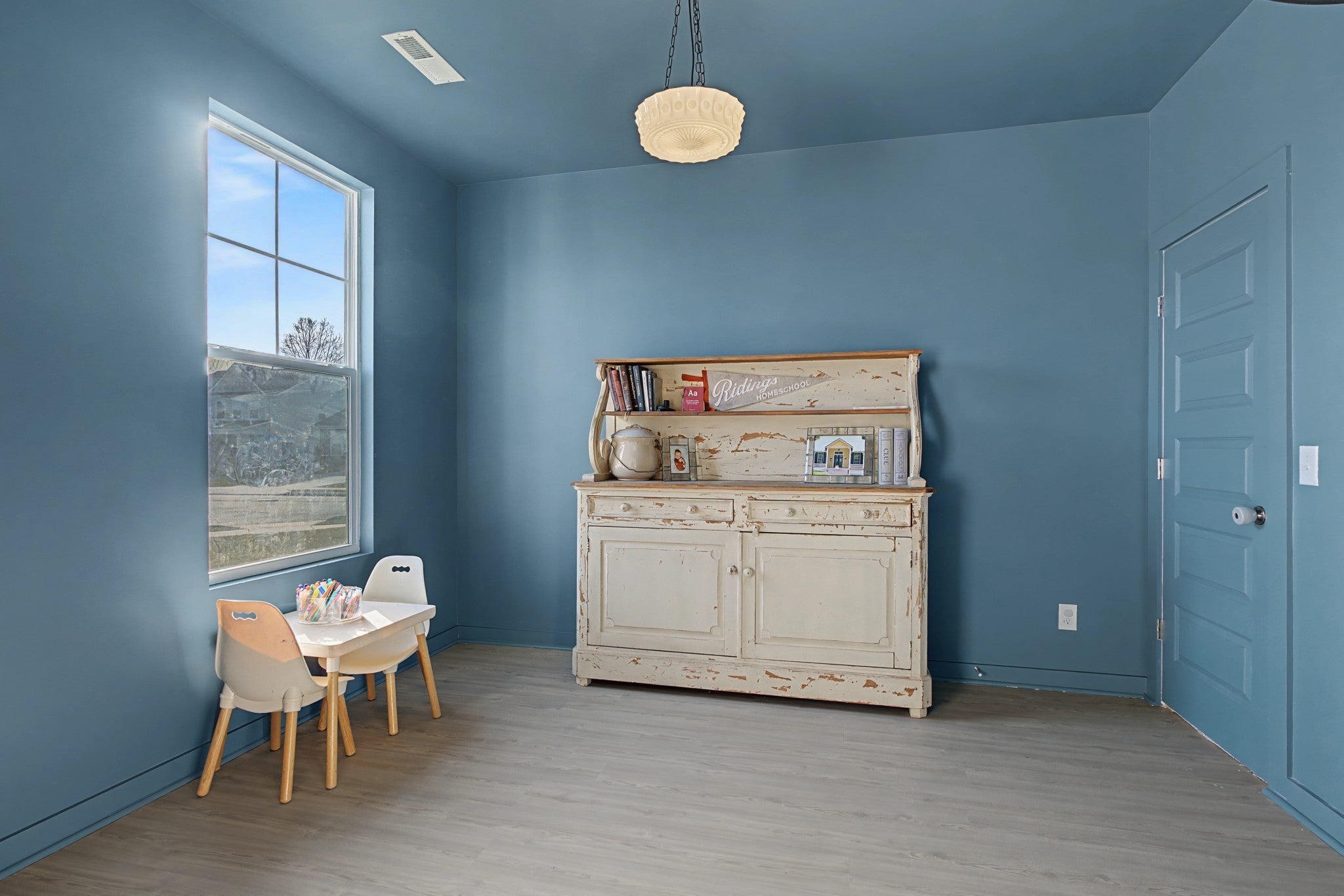 3063 Oscar Dr