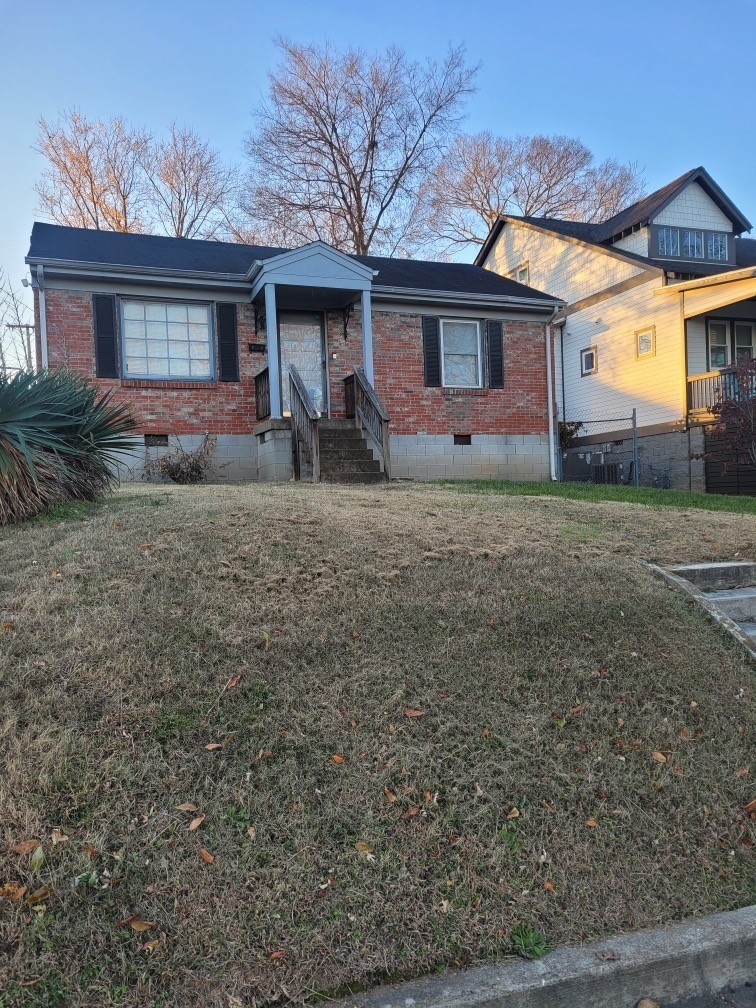 620 S 12th St

                                                                             Nashville                                

                                    , TN - $425,000