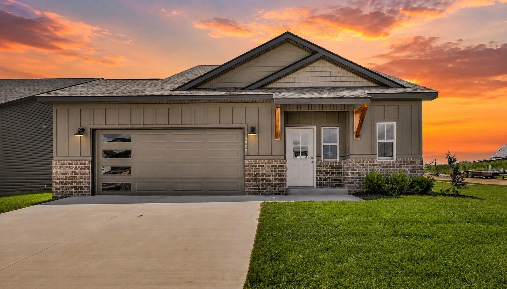 2709 Brewster Dr