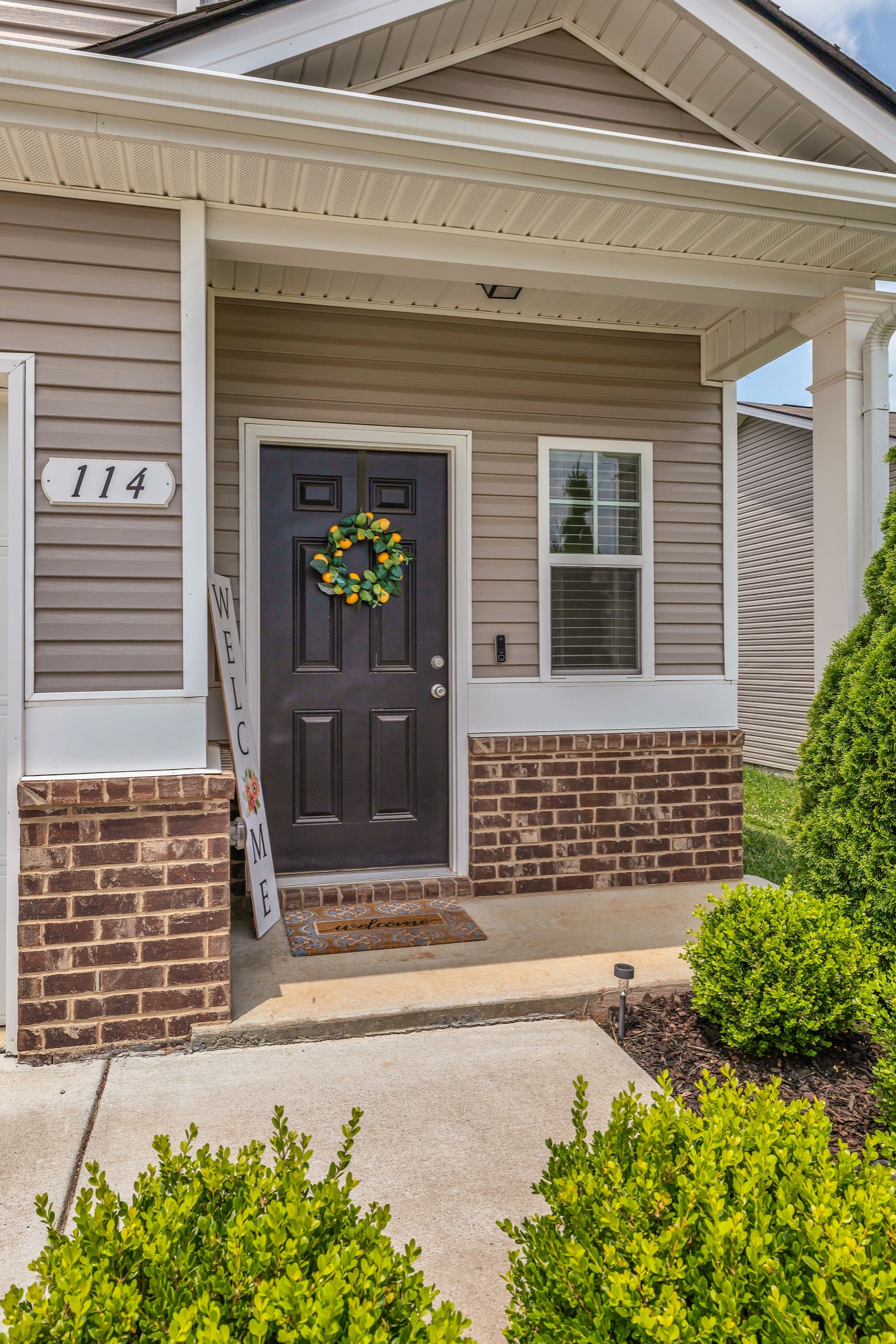 114 Annas Way