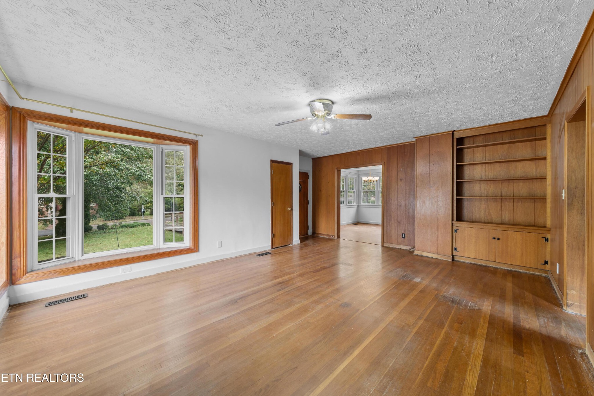 5402 Morning Dove Circle