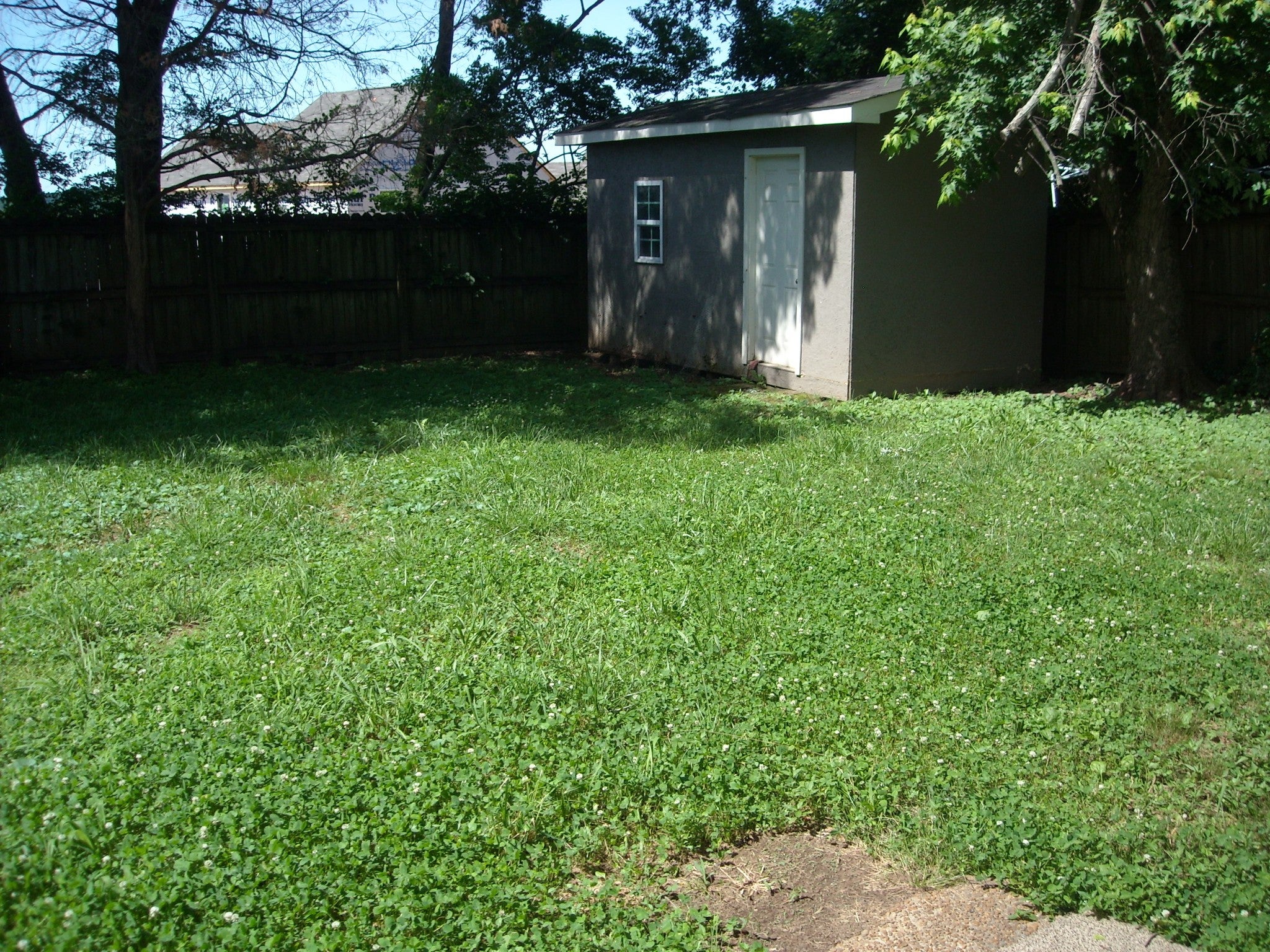 1507 Meadow Bend Dr, Madison TN 37115 2-bed home, photo 3 of 11