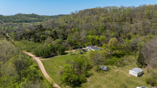 510 Rogues Fork Rd