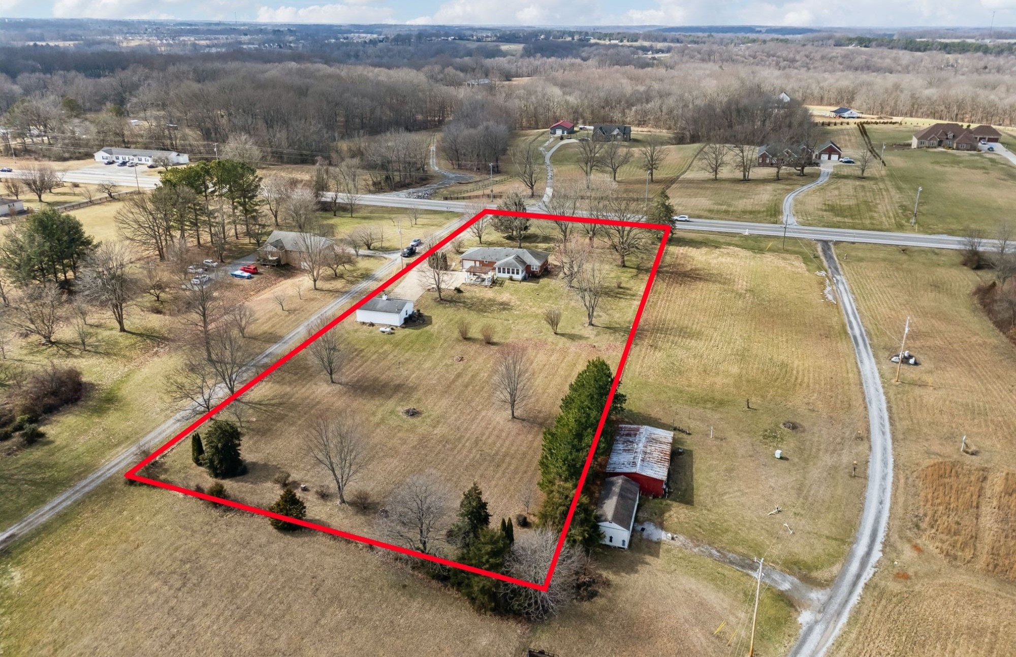 4060 Highway 31 W