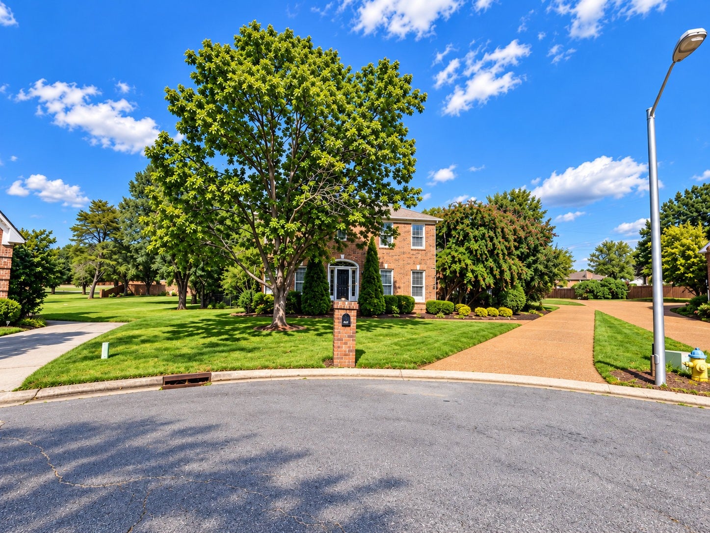 2726 Chatham Ct
