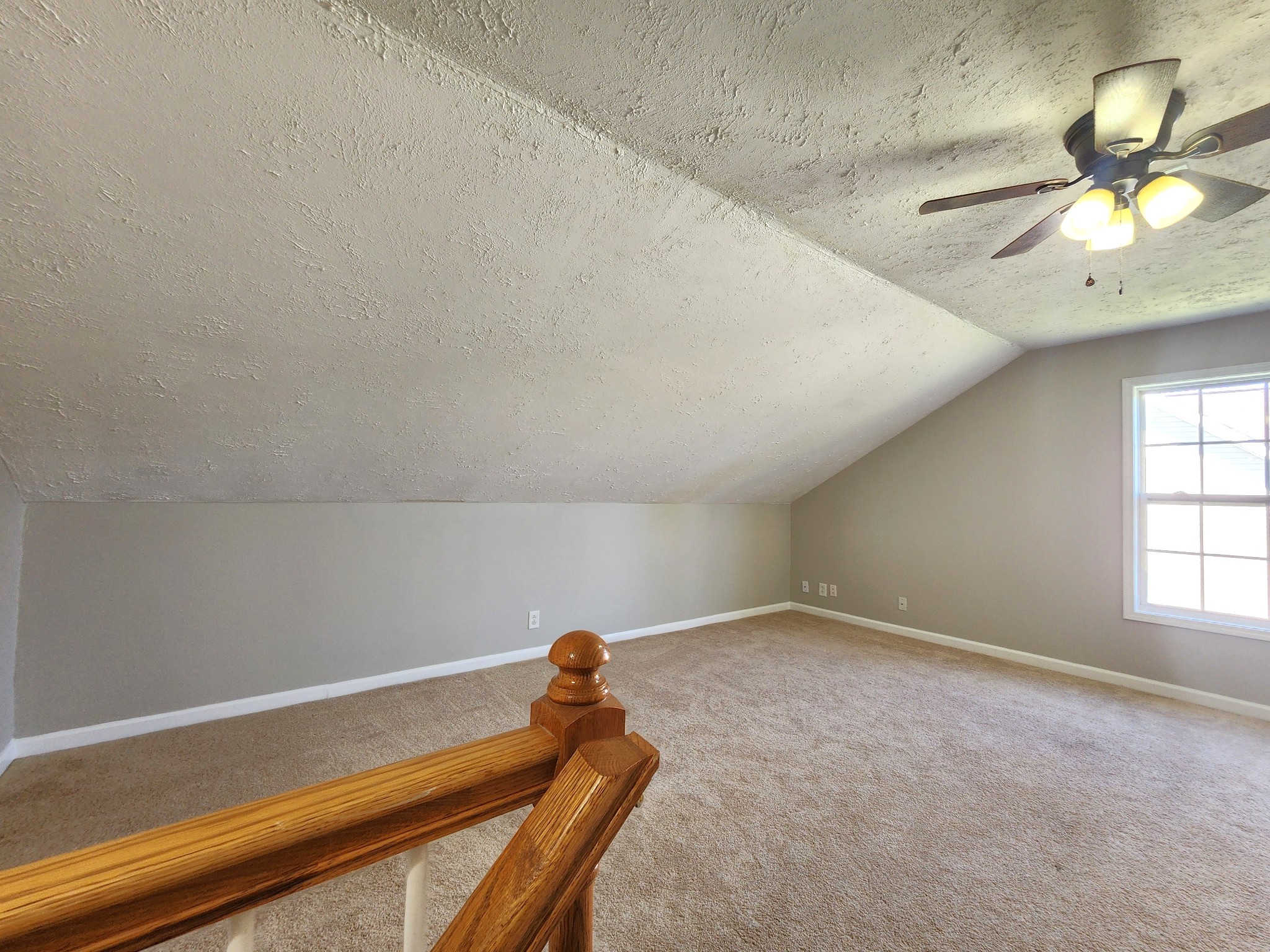 Clarksville, Tennessee 37042, United States, 3 Bedrooms Bedrooms, ,3 BathroomsBathrooms,Residential,Pending,50372