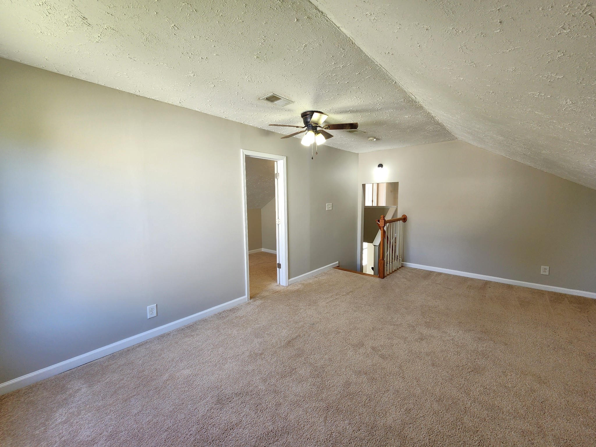 Clarksville, Tennessee 37042, United States, 3 Bedrooms Bedrooms, ,3 BathroomsBathrooms,Residential,Pending,50372