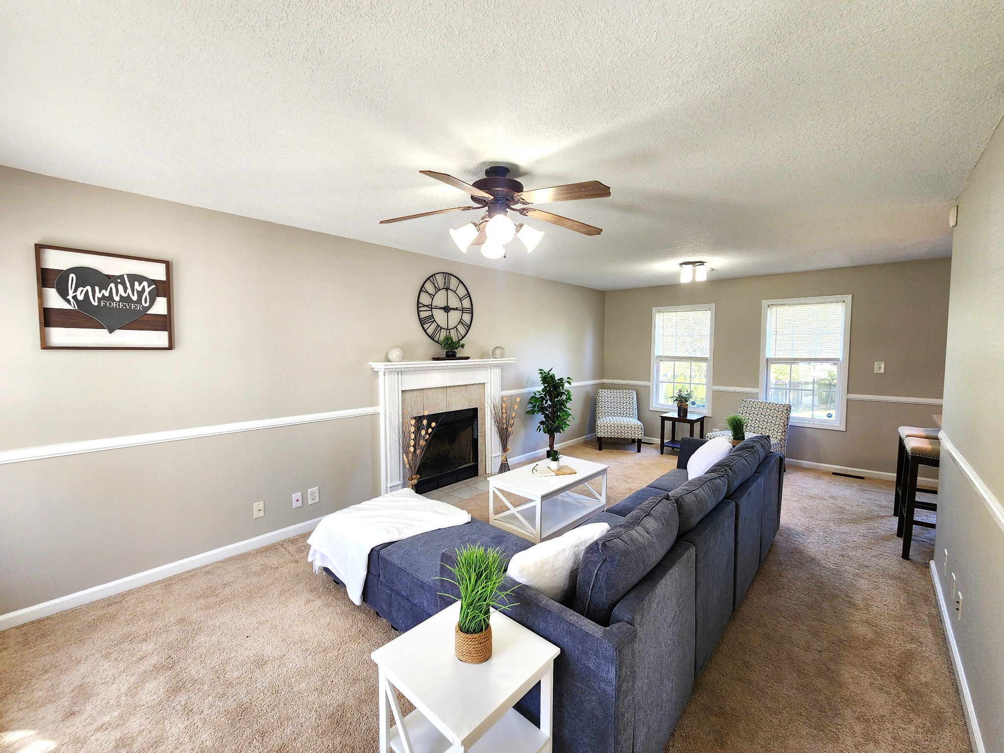 Clarksville, Tennessee 37042, United States, 3 Bedrooms Bedrooms, ,3 BathroomsBathrooms,Residential,Pending,50372