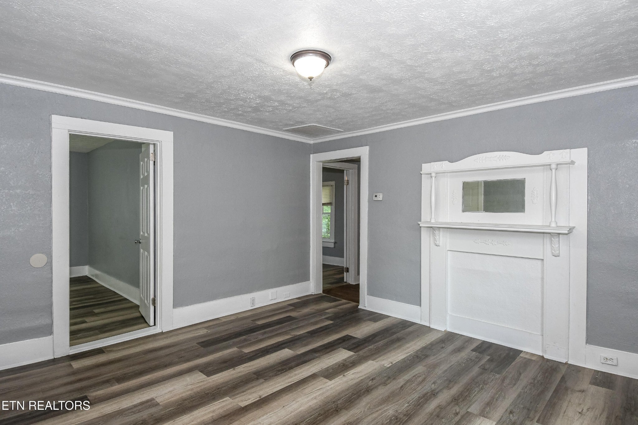 1215 Delaware Ave
