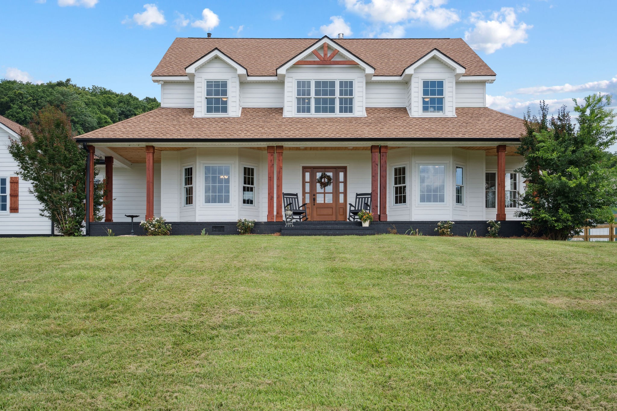 2131 Hwy 130 W