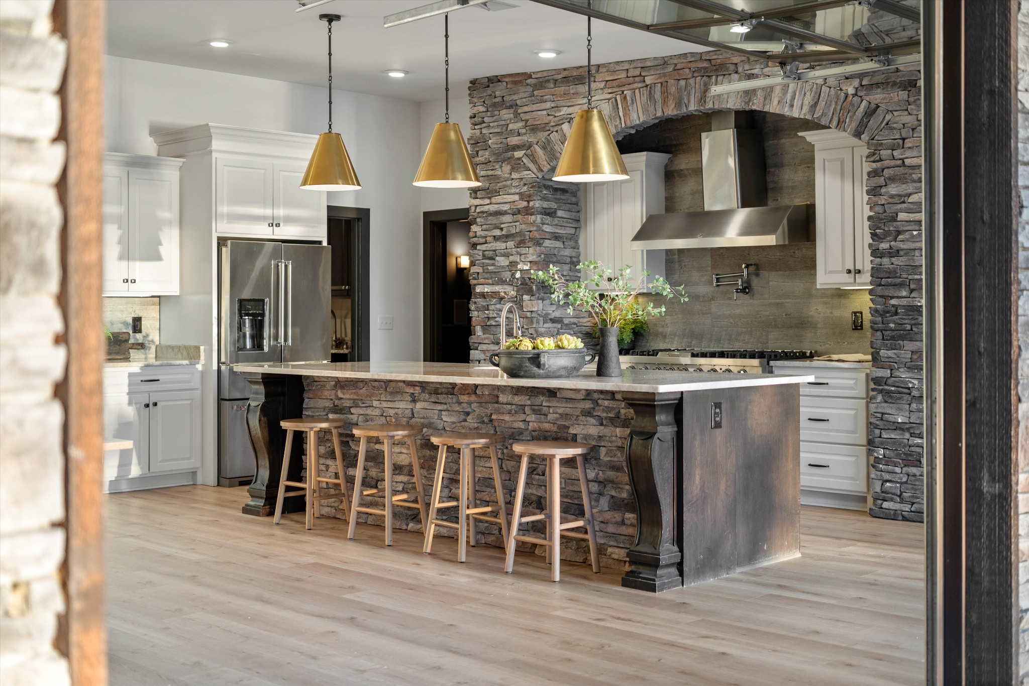 1112 Forest Harbor Dr