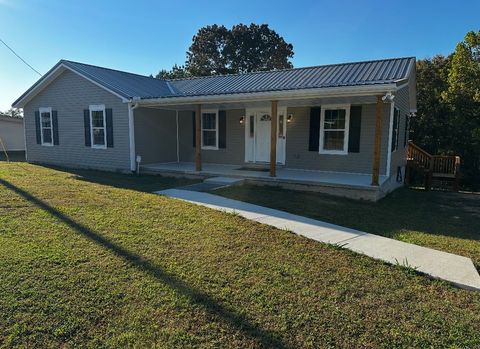 11526 Aaron Ln Nunnelly TN 37137