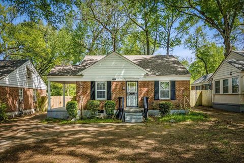 Photo of 740 Shotwell St, Memphis, TN 38111 (MLS # 3173022)