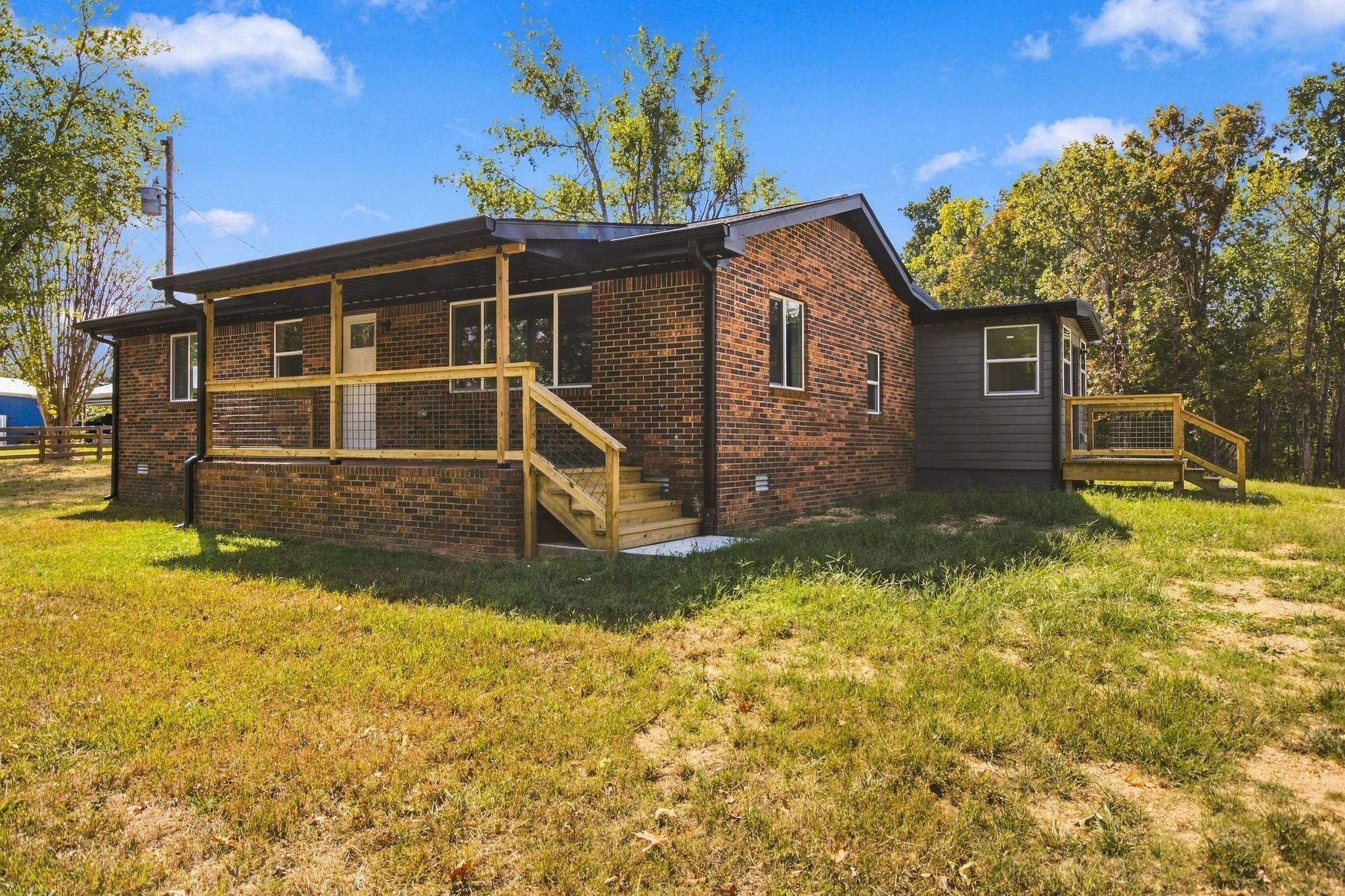 463 Woodland Rd