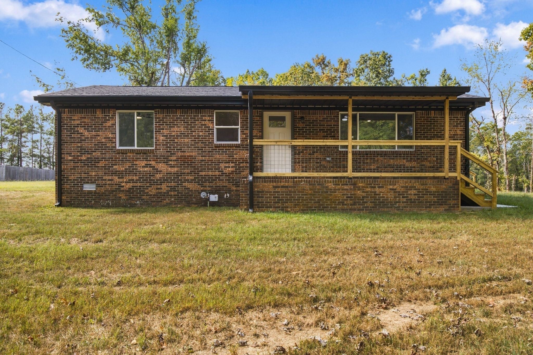 463 Woodland Rd