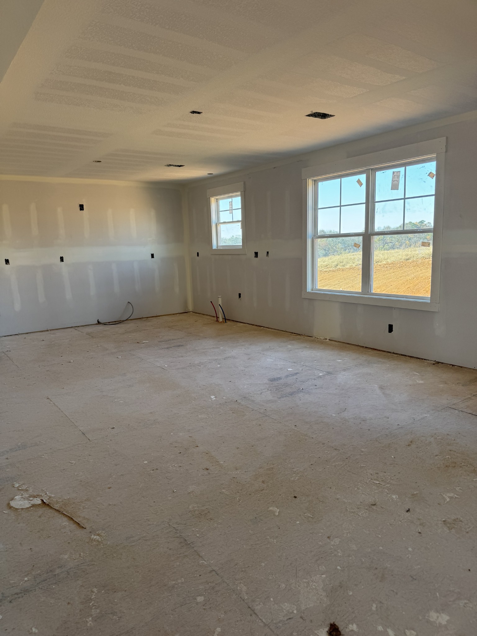 Clarksville, Tennessee 37040, United States, 3 Bedrooms Bedrooms, ,3 BathroomsBathrooms,Residential,Active,235277