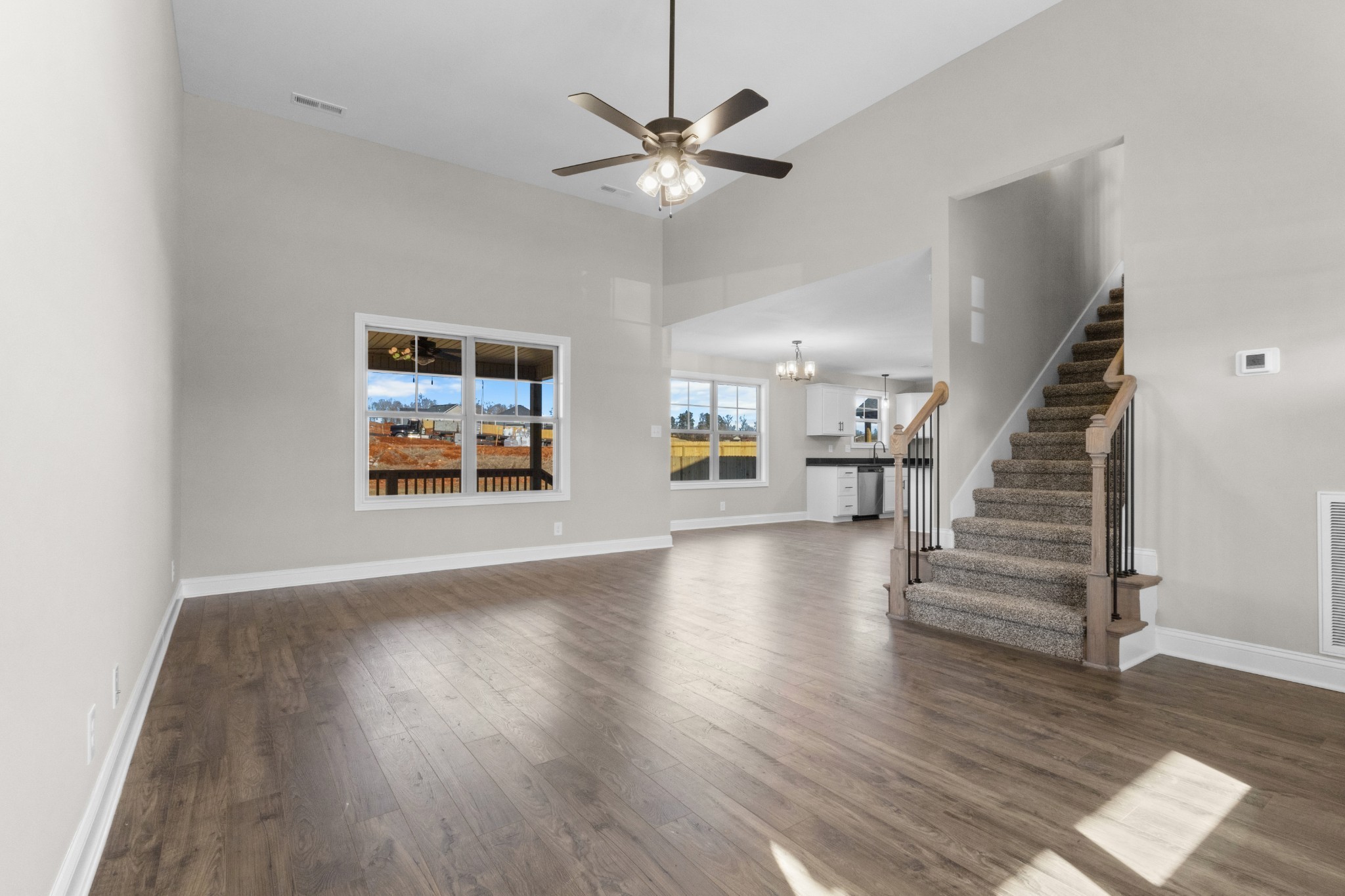 Clarksville, Tennessee 37040, United States, 3 Bedrooms Bedrooms, ,3 BathroomsBathrooms,Residential,Active,235277