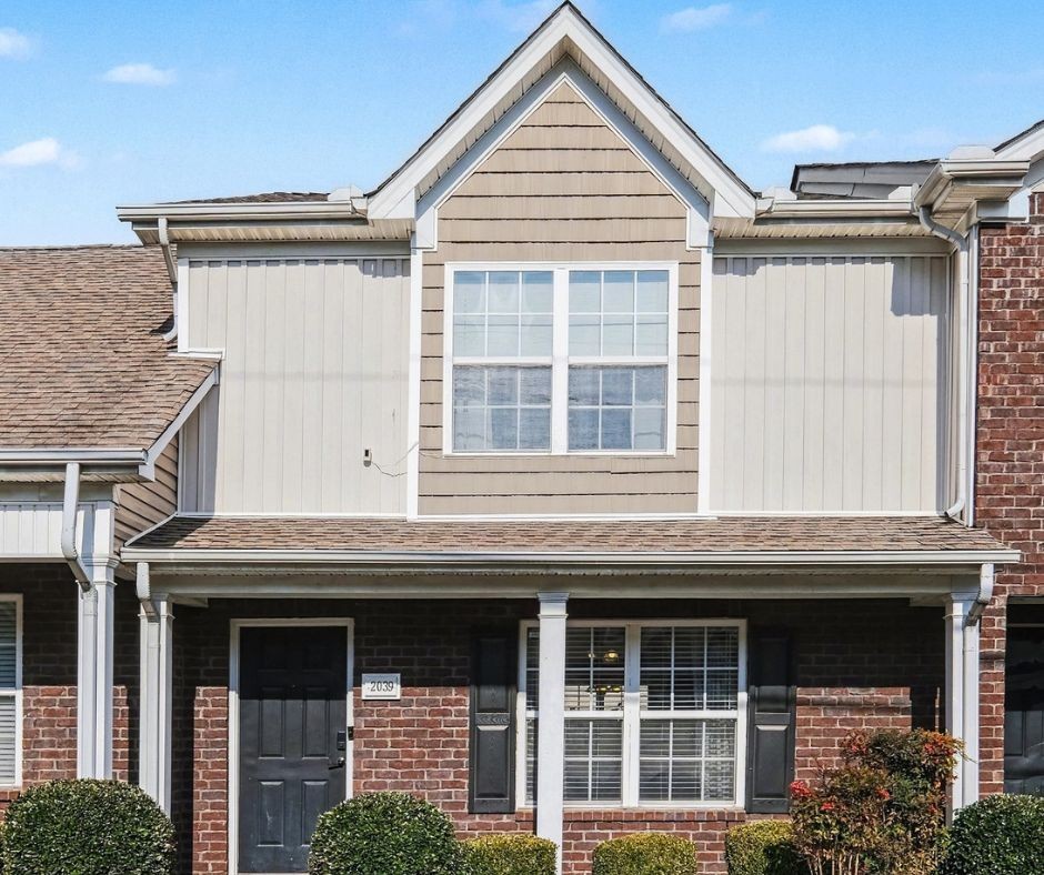 2039 George Buchanan Dr