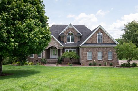1010 Harness Cir Gallatin TN 37066