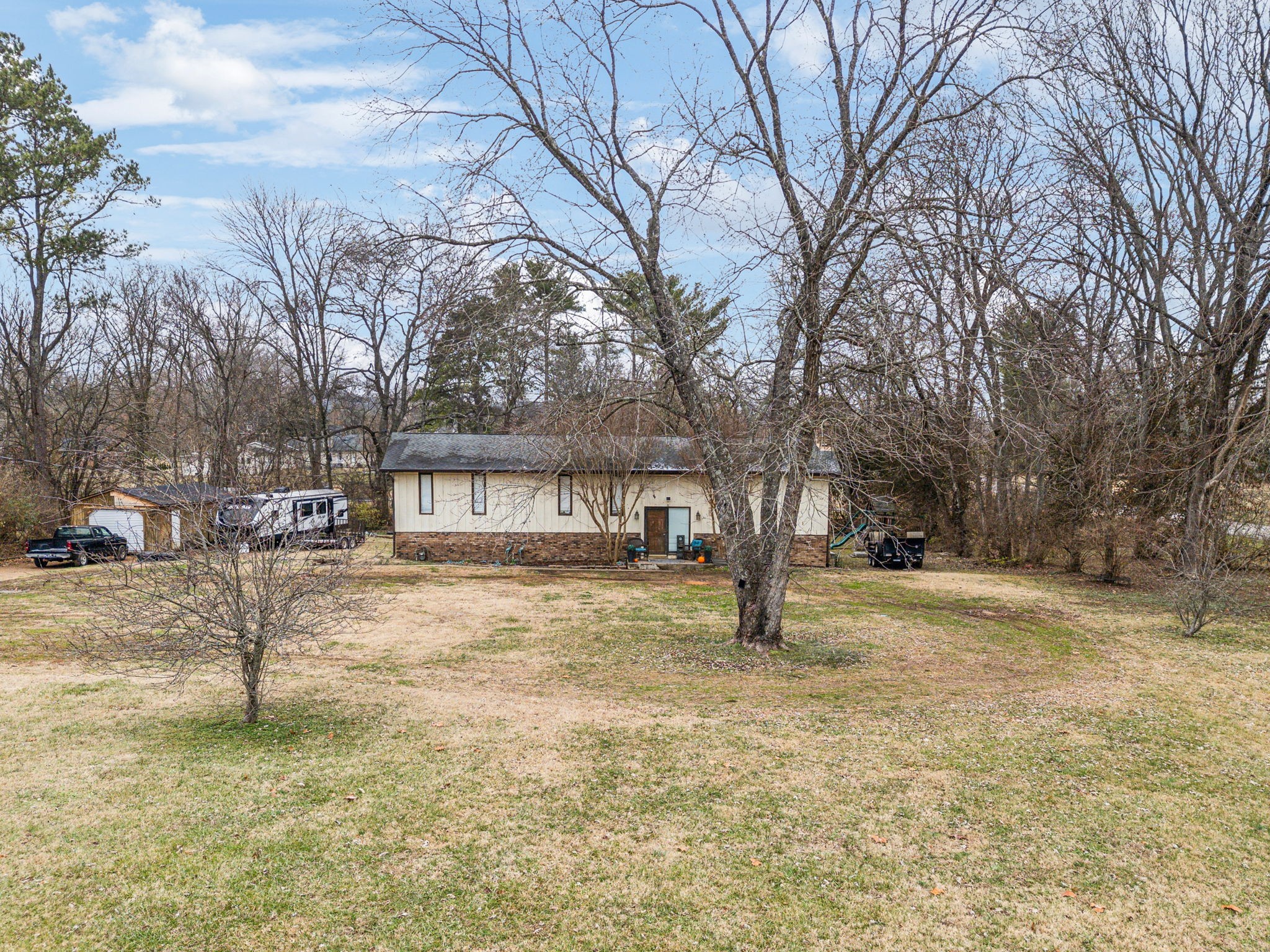 1215 Parker Pl