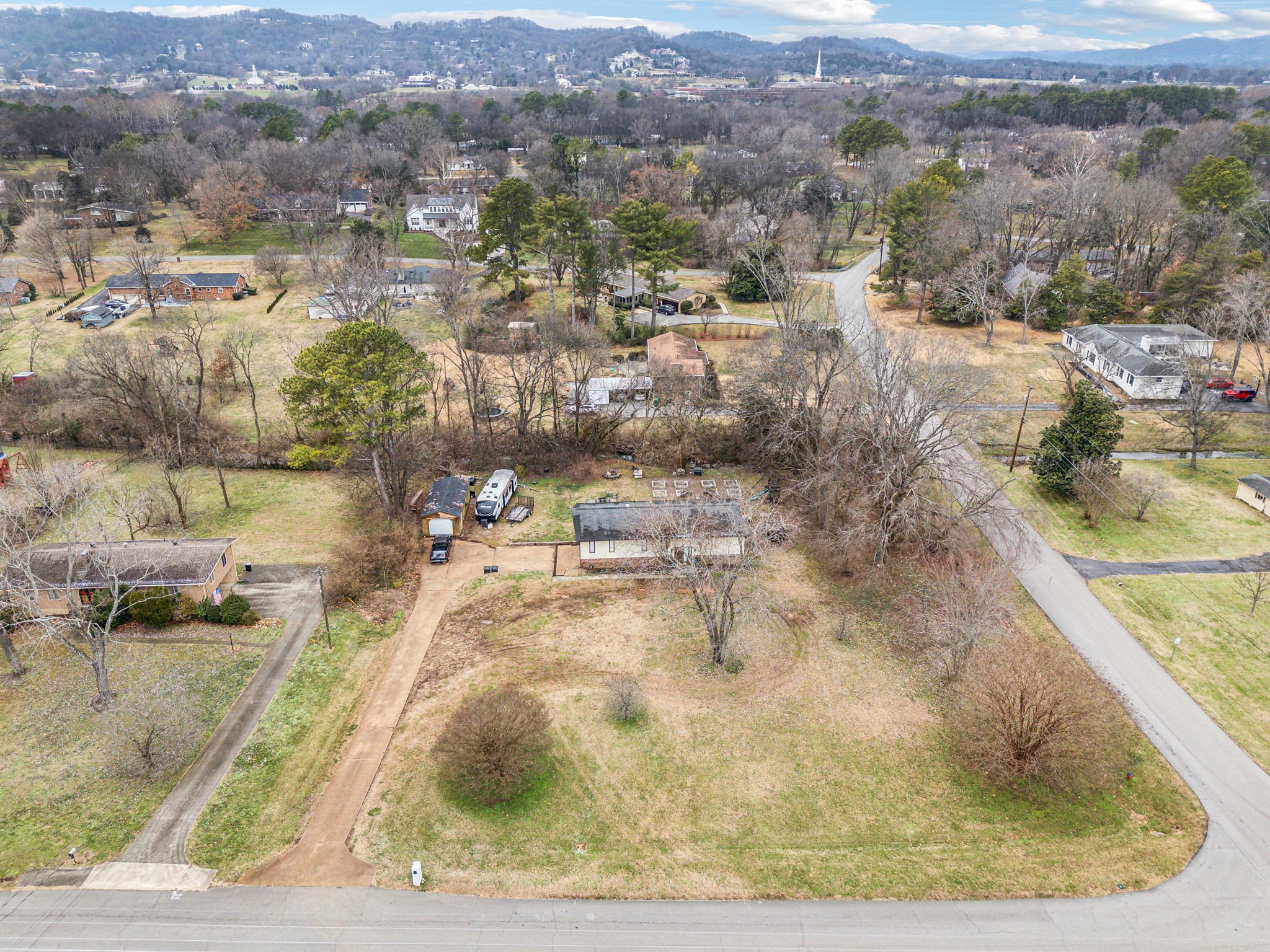 1215 Parker Pl