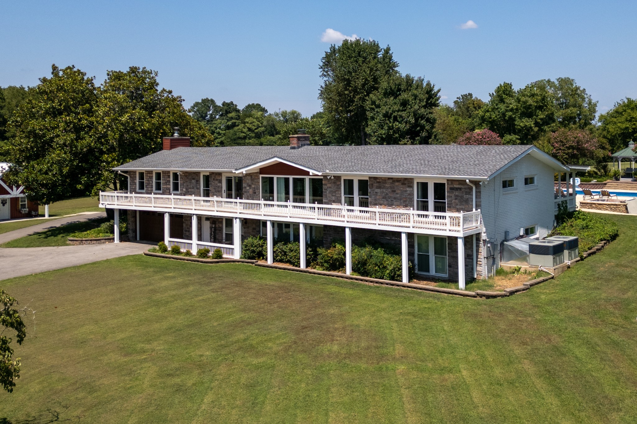 344 Peach Valley Rd