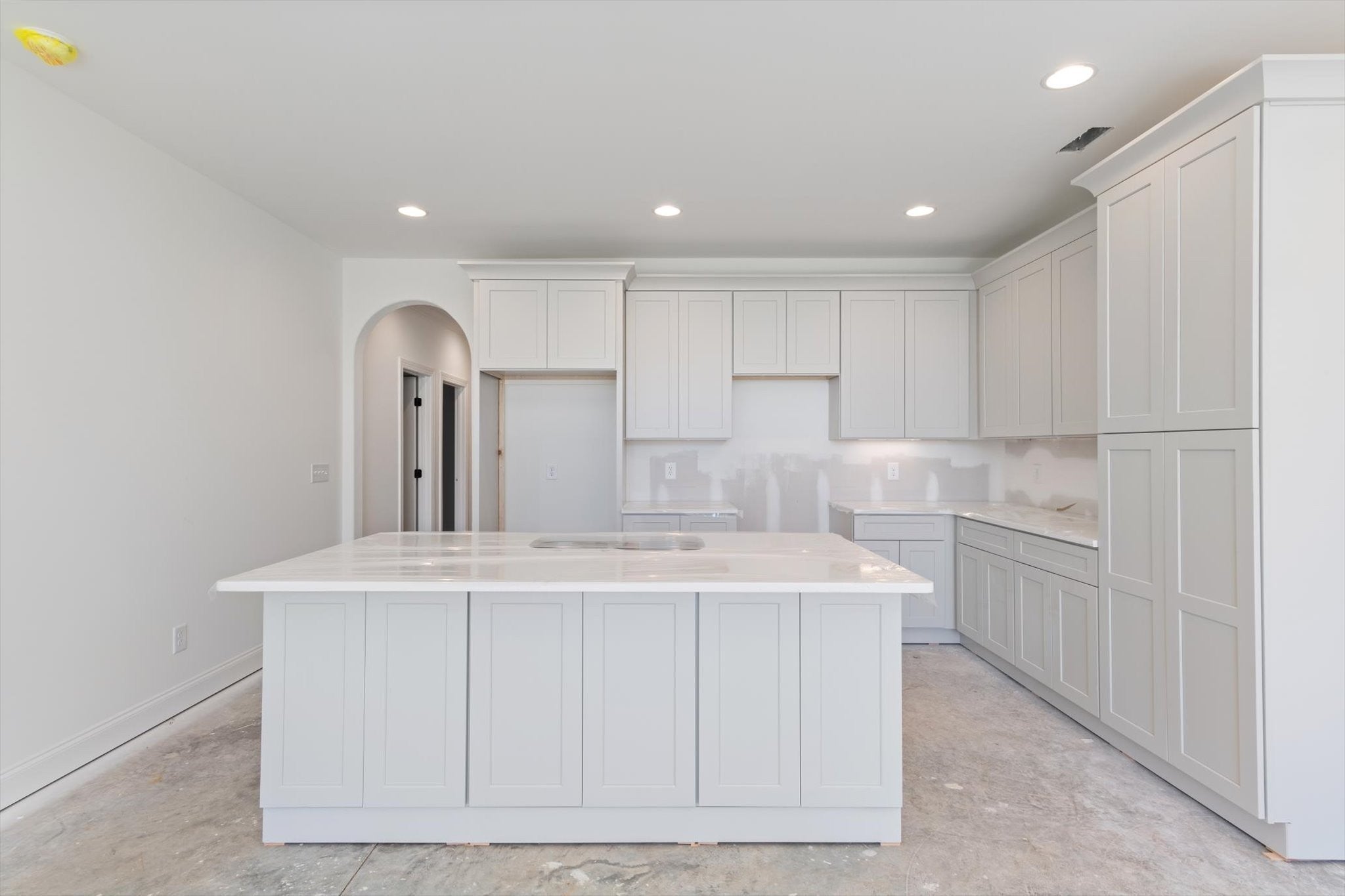 452 W Foxrun