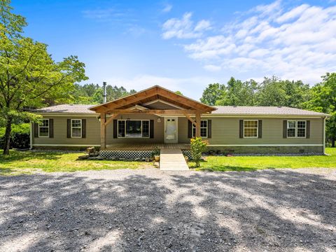 295 Fletcher Rd Gruetli Laager TN 37339