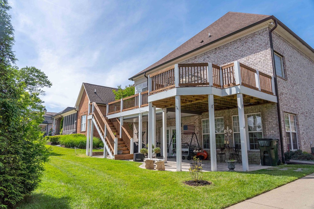 1111 Isaac Franklin Dr