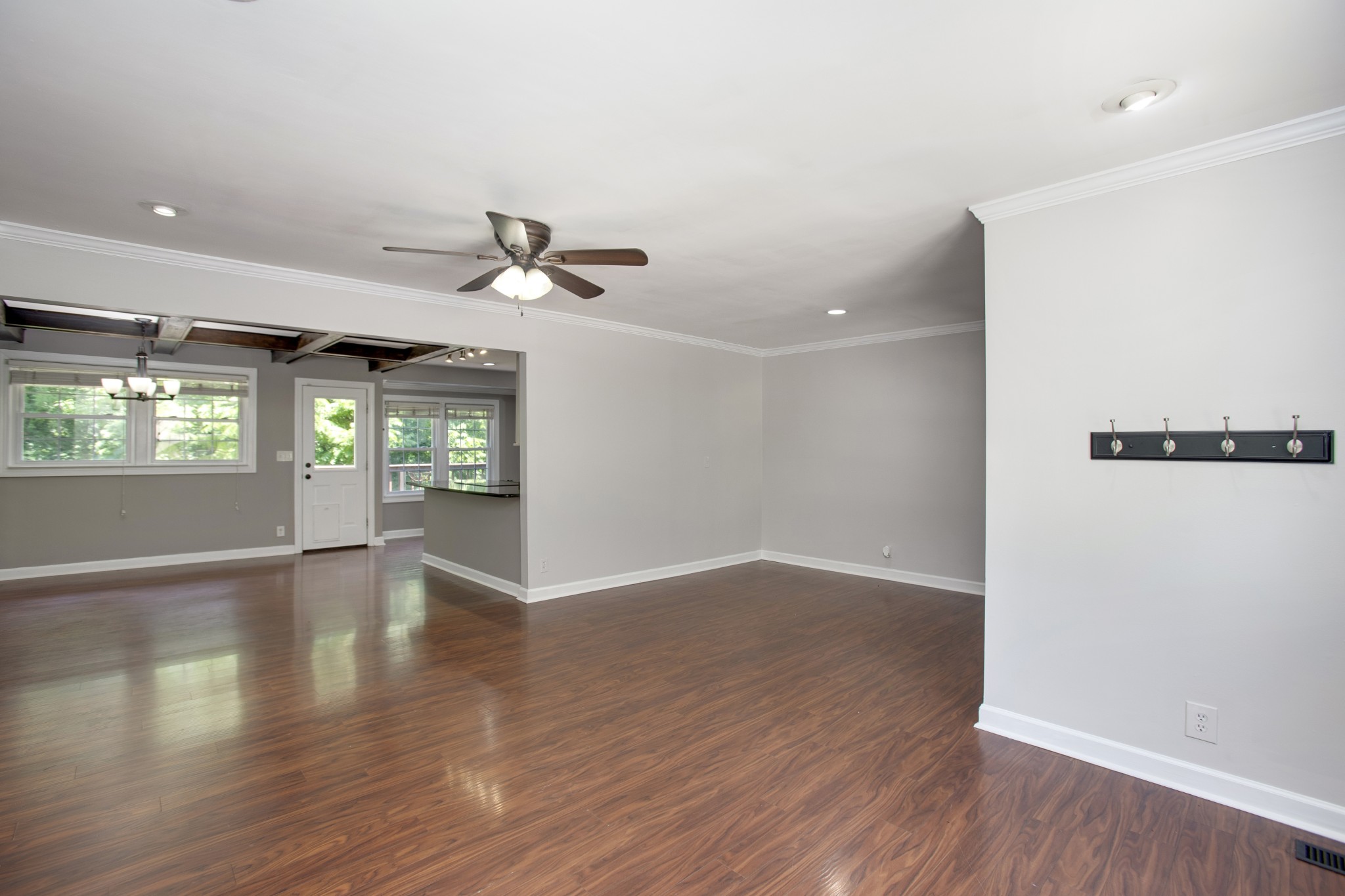 407 Rosehill Dr