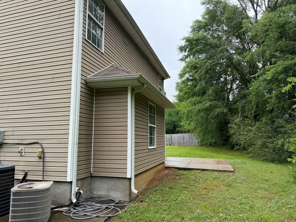 1720 Annex Ct