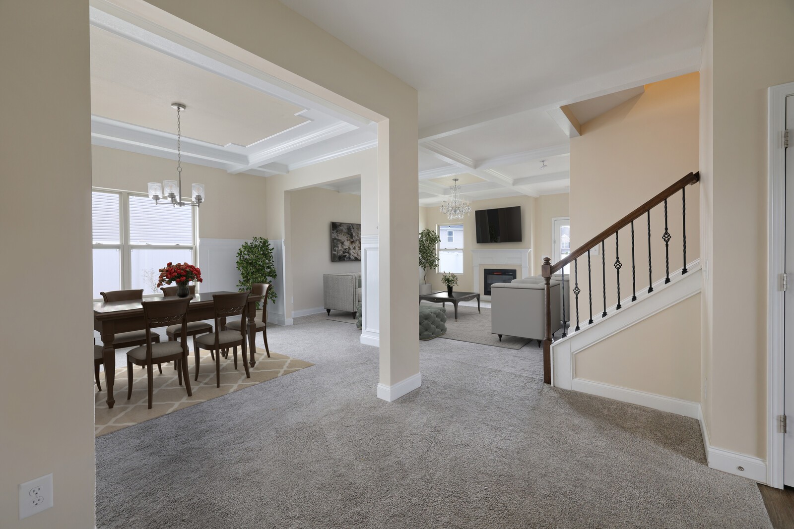 2208 Viking Ct